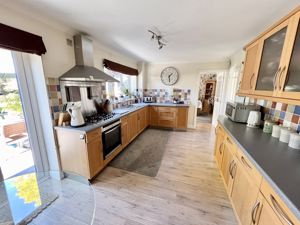 Photo 23- click for photo gallery